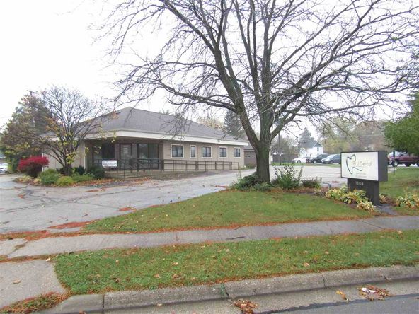 1504 Creston Park Dr, Janesville, WI 53545